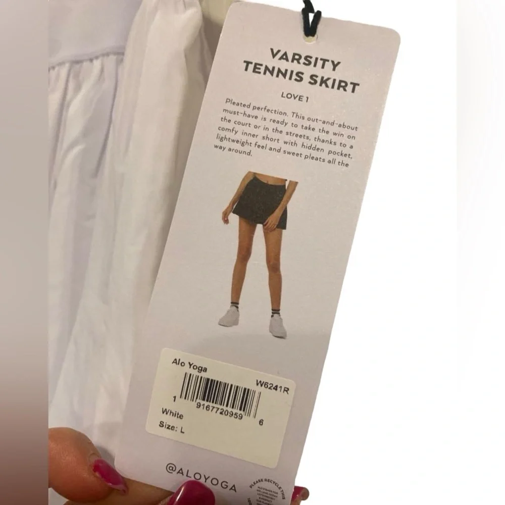 NWT Alo Yoga varsity tennis skirt WHITE Size:L